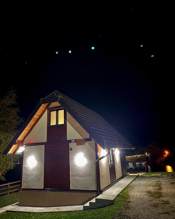 Zoranovi Konaci Villa Jevtici Luaran gambar