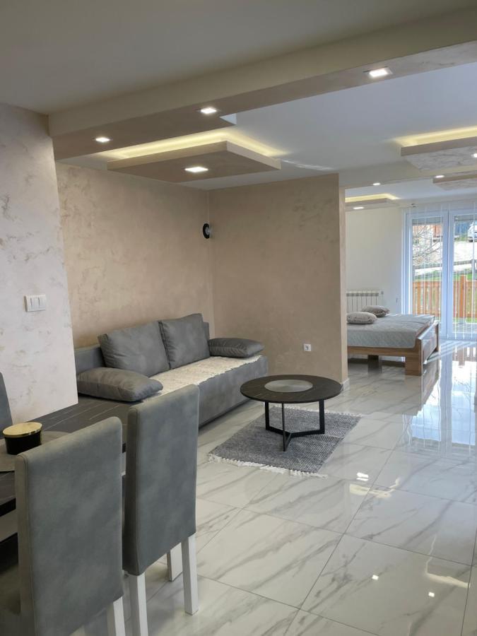 Zoranovi Konaci Villa Jevtici Luaran gambar