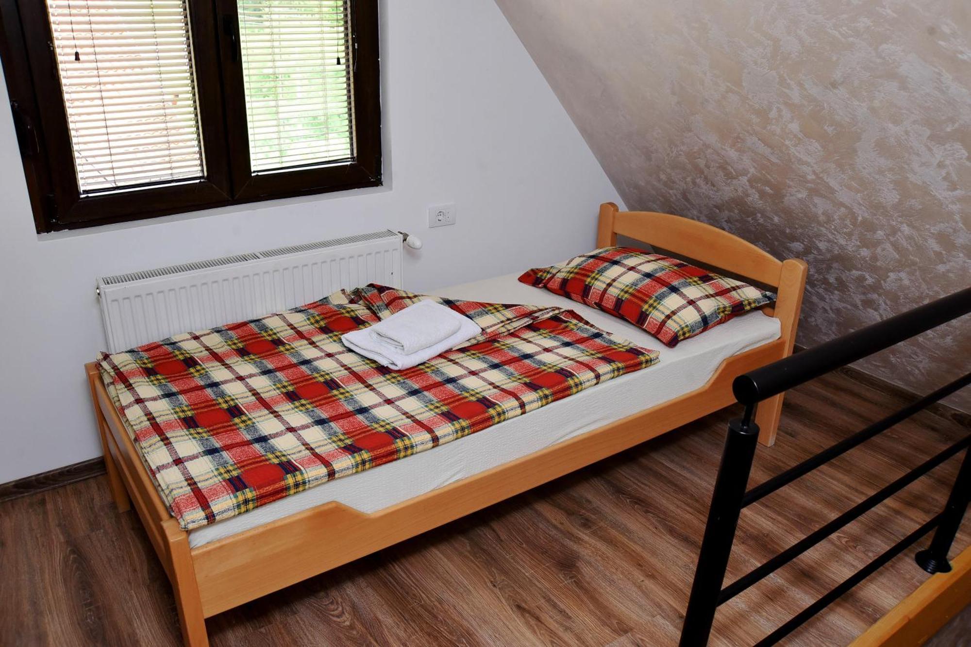 Zoranovi Konaci Villa Jevtici Luaran gambar