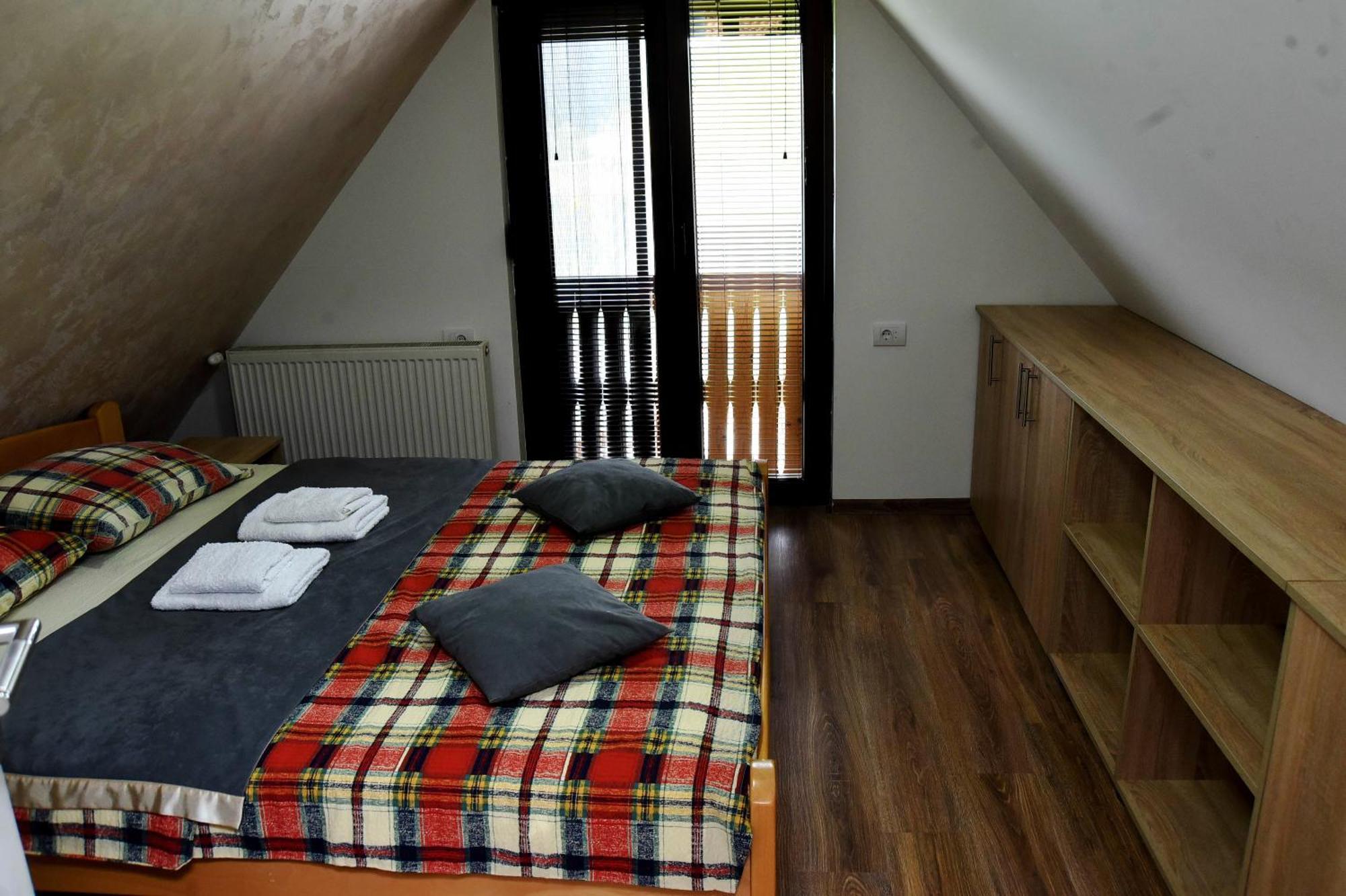 Zoranovi Konaci Villa Jevtici Luaran gambar